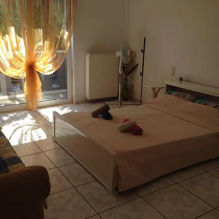 House With Garden In N.peramos *