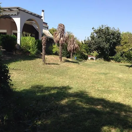 House With Garden In N.peramos Nea Peramos (Macedonia)